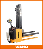 全電動(dòng)堆高車(chē)