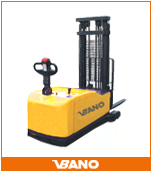 電子轉(zhuǎn)向平衡重堆高車