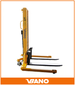 寬支腿手動堆高車